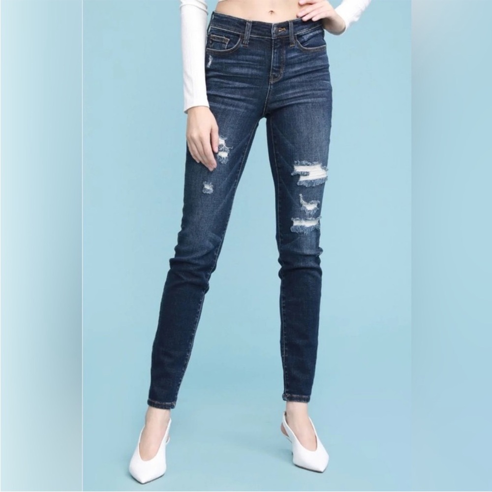 NWT Judy Blue Distressed Dark Wash Mid Rise Skinny Jeans Size 22W